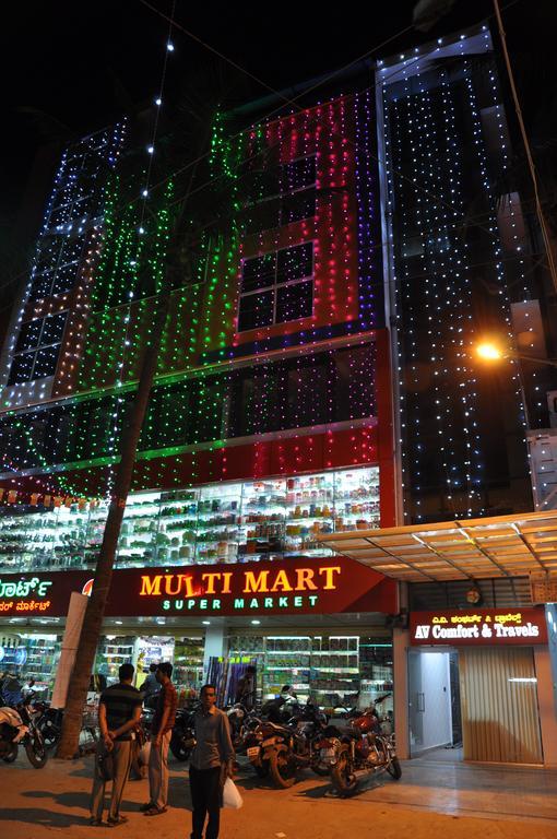 Hotel Av Comforts Bangalore Buitenkant foto
